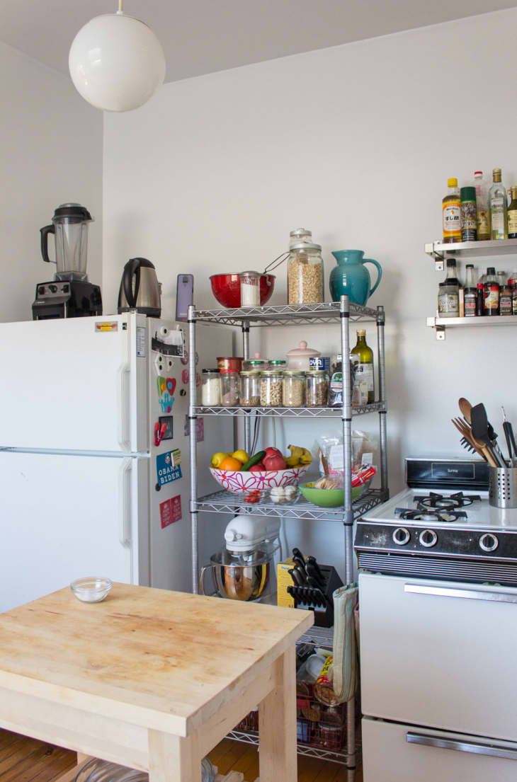 Studio online apartment refrigerator